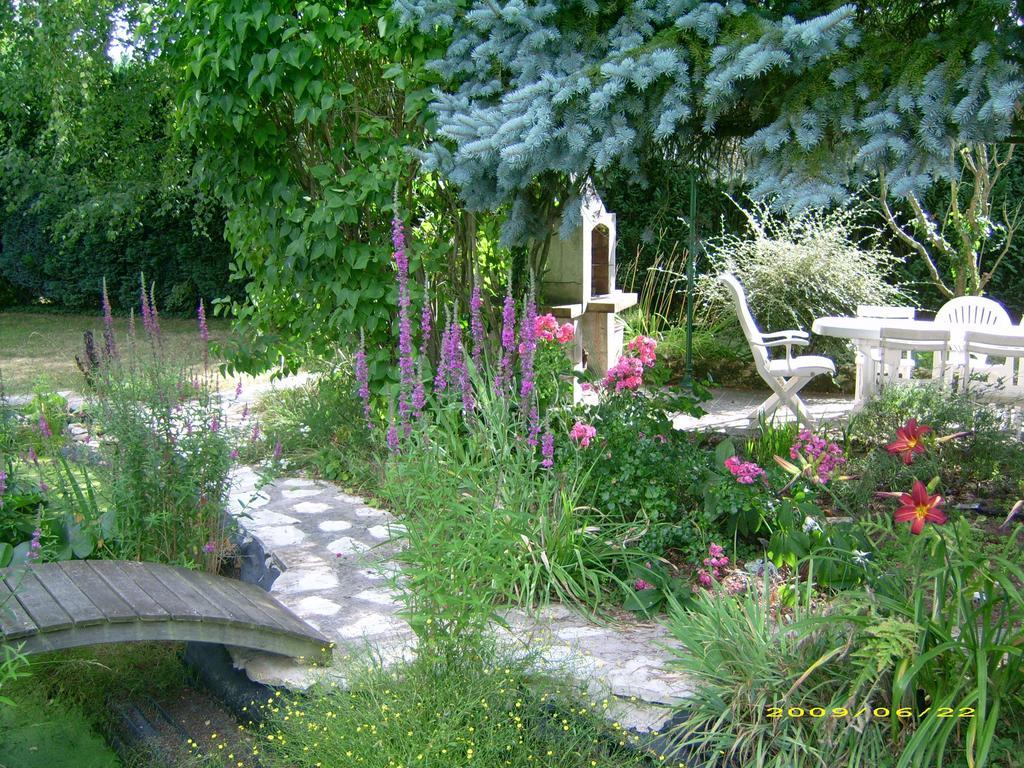 Les Nympheas, Appart Au Calme Et Grand Jardin A 15 Min De Disneyland, Crecy-la-Chapelle Екстериор снимка
